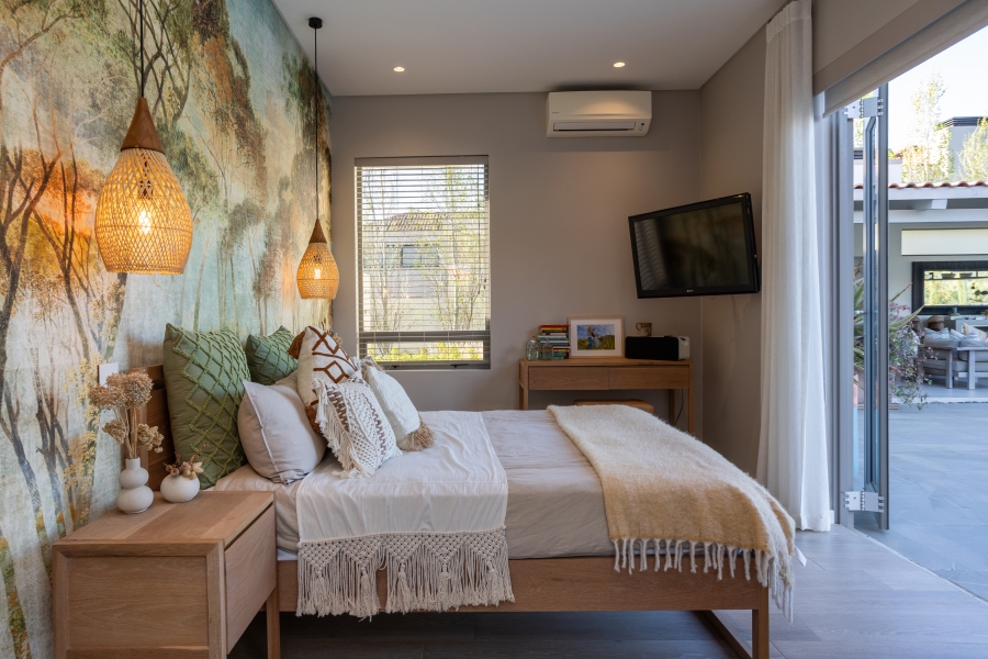 4 Bedroom Property for Sale in Winelands Western Cape